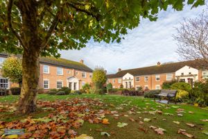 Communal Gardens- click for photo gallery